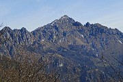 19 Le creste sud del Monte Alben